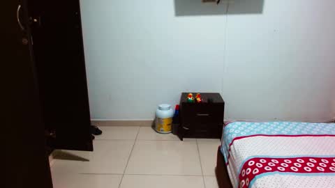 Snapshot of babysebasxxx chatting on October 23, 2025, 3:06 am sebas online show from October 23, 2025, 3:06 am