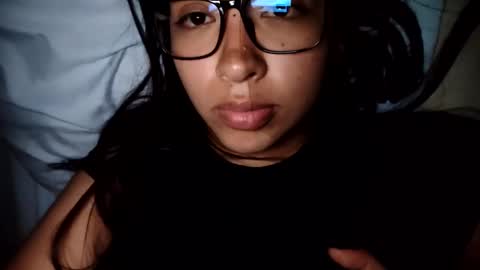 Snapshot of babyymango_ chatting on February 5, 2025, 6:04 pm Gisselle online show from February 5, 2025, 6:04 pm
