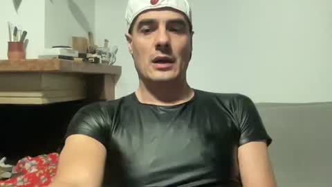 Snapshot of bach77 chatting on January 2, 2025, 9:18 pm bach online show from January 2, 2025, 9:18 pm