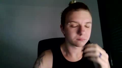 Honey online show from October 29, 2025, 8:38 am