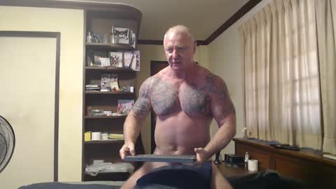 Snapshot of bad_boy_jamie chatting on March 6, 2025, 5:03 am bad_boy_jamie online show from March 6, 2025, 5:03 am