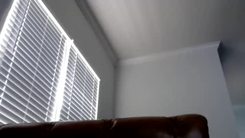 Snapshot of badbrad646 chatting on March 15, 2026, 9:10 pm BADBRAD646 online show from March 15, 2026, 9:10 pm