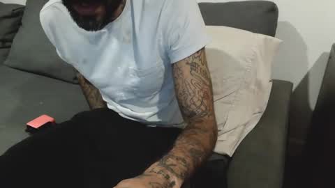 Snapshot of badcouple_ chatting on October 13, 2025, 4:34 am BadCouple online show from October 13, 2025, 4:34 am