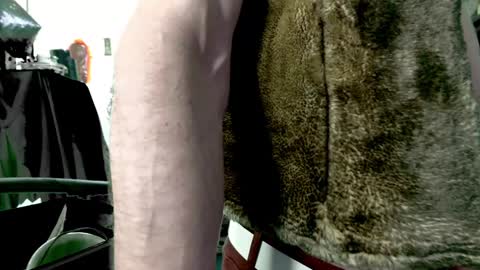 Snapshot of baddaddy215 chatting on December 24, 2024, 8:05 pm baddaddy215 online show from December 24, 2024, 8:05 pm