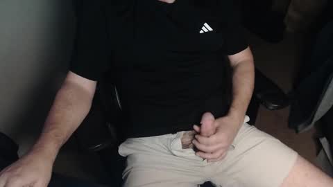 Snapshot of baddaddy77 chatting on November 11, 2025, 10:59 am baddaddy77 online show from November 11, 2025, 10:59 am