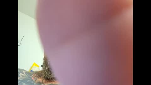 Snapshot of baddevil_dog chatting on November 11, 2025, 1:16 am baddevil_dog online show from November 11, 2025, 1:16 am