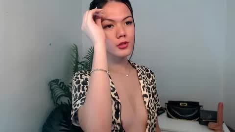 Snapshot of baddie_bunnyx chatting on April 7, 2026, 1:33 pm Hello im your lovely Cheska online show from April 7, 2026, 1:33 pm