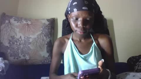 baddie_floxxy online show from April 15, 2026, 8:10 am