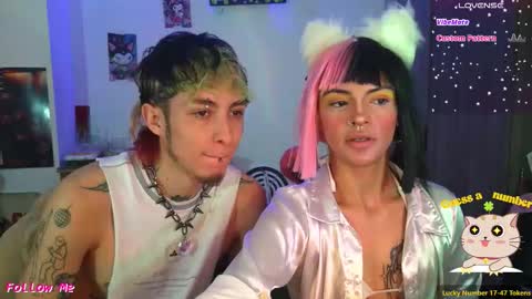 Snapshot of badeyes_crazylilgoat chatting on November 15, 2025, 6:59 pm Dan Lila online show from November 15, 2025, 6:59 pm