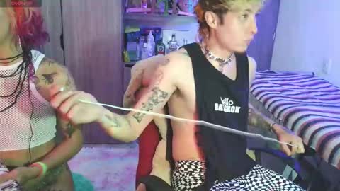 Snapshot of badeyes_crazylilgoat chatting on January 9, 2026, 10:55 pm Dan Lila online show from January 9, 2026, 10:55 pm