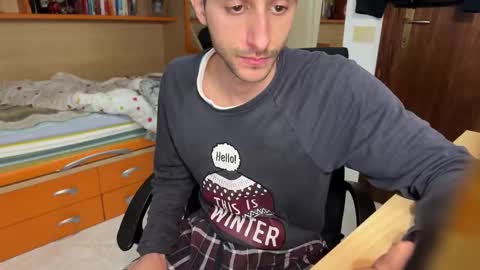 Snapshot of badguy_22 chatting on January 13, 2026, 4:01 pm Badguy online show from January 13, 2026, 4:01 pm