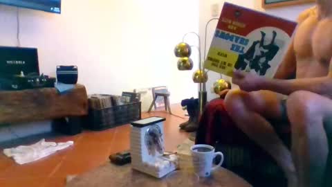 Snapshot of badhombremx chatting on November 22, 2025, 9:58 pm Mexican livin Off the Wall online show from November 22, 2025, 9:58 pm