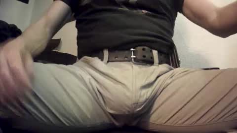 Snapshot of badhombremx chatting on January 15, 2026, 1:43 am Mexican livin Off the Wall online show from January 15, 2026, 1:43 am