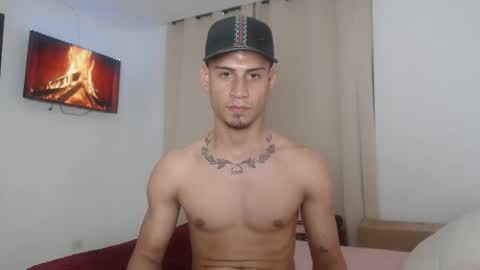 Snapshot of bairon_hugedick777 chatting on November 12, 2025, 11:47 pm bairon_hugedick777 online show from November 12, 2025, 11:47 pm