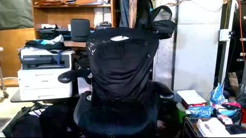 Snapshot of balddickstroking chatting on December 18, 2025, 5:24 am balddickstroking online show from December 18, 2025, 5:24 am