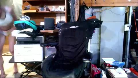 Snapshot of balddickstroking chatting on December 20, 2025, 10:00 am balddickstroking online show from December 20, 2025, 10:00 am