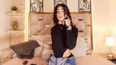 Snapshot of ballesteros_ chatting on December 15, 2025, 3:33 am ballesteros_ online show from December 15, 2025, 3:33 am