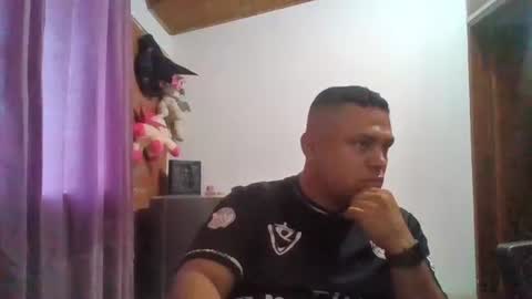 Snapshot of balomil chatting on January 12, 2025, 11:04 pm balomil online show from January 12, 2025, 11:04 pm