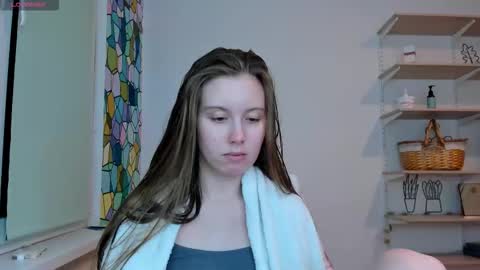 Kira online show from October 26, 2025, 12:27 am