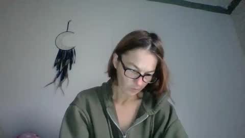 Snapshot of bamacpl80 chatting on November 9, 2025, 12:58 pm bamacpl80 online show from November 9, 2025, 12:58 pm