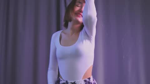 Snapshot of bamba_leyla chatting on March 14, 2026, 5:02 am bamba_leyla online show from March 14, 2026, 5:02 am