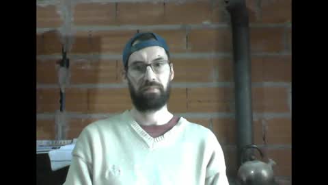 Snapshot of banana_argen_15 chatting on May 28, 2026, 12:24 pm Ezequiel online show from May 28, 2026, 12:24 pm