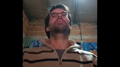 Snapshot of banana_argen_15 chatting on June 19, 2026, 1:43 am Ezequiel online show from June 19, 2026, 1:43 am