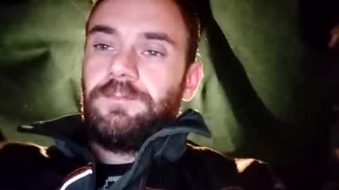 Snapshot of bananek98 chatting on October 3, 2025, 7:22 pm bananek online show from October 3, 2025, 7:22 pm