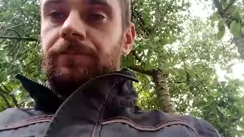 Snapshot of bananek98 chatting on October 4, 2025, 8:23 am bananek online show from October 4, 2025, 8:23 am