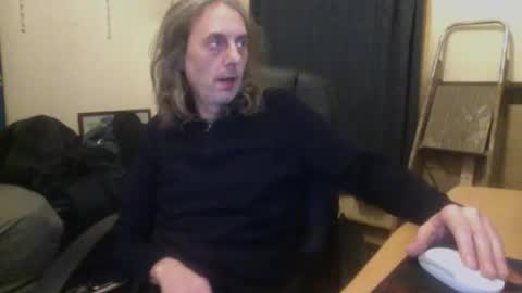 Snapshot of bangintoleather chatting on January 11, 2026, 3:11 am bangintoleather online show from January 11, 2026, 3:11 am