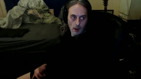 Snapshot of bangintoleather chatting on February 3, 2026, 3:04 am bangintoleather online show from February 3, 2026, 3:04 am