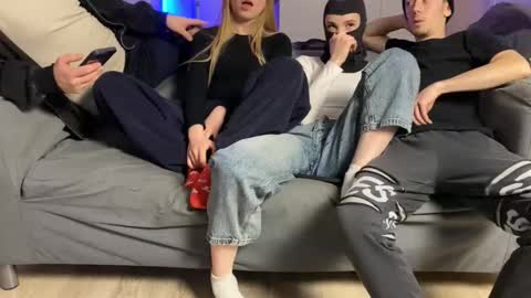 Snapshot of bannyfo chatting on January 8, 2026, 9:28 pm Kira and Egor online show from January 8, 2026, 9:28 pm