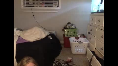 Snapshot of bansam1738 chatting on April 8, 2026, 12:21 am bansam1738 online show from April 8, 2026, 12:21 am