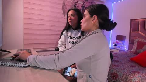 Snapshot of baphy_baby chatting on January 17, 2025, 1:46 pm Gabi online show from January 17, 2025, 1:46 pm