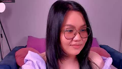 Barbie Kim online show from December 19, 2025, 4:41 am