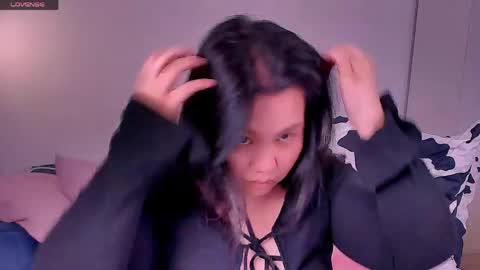 Barbie Kim online show from April 16, 2026, 3:07 am