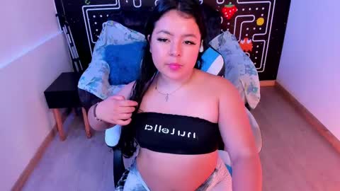 Snapshot of barbara_honey chatting on February 20, 2025, 6:46 pm Barbara online show from February 20, 2025, 6:46 pm