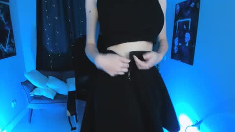 Snapshot of barbara_xkiss chatting on December 18, 2024, 5:37 am Barbara online show from December 18, 2024, 5:37 am
