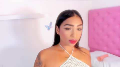 Snapshot of barbarahills_21 chatting on March 1, 2026, 5:26 pm Barbie Hills online show from March 1, 2026, 5:26 pm