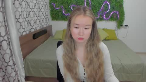 Snapshot of barbaramiles chatting on January 16, 2025, 11:26 am Barbara online show from January 16, 2025, 11:26 am