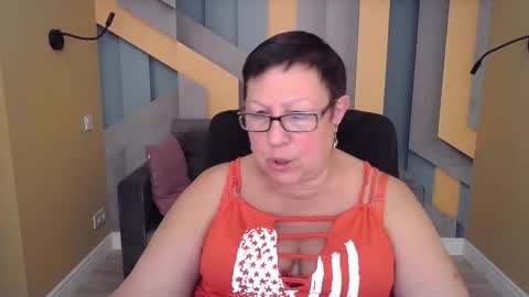 barbaraturners online show from October 6, 2025, 7:44 pm