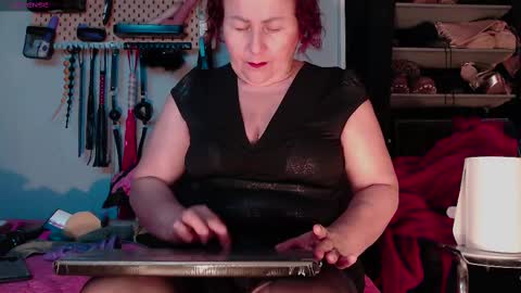 barbaraviciosa online show from February 17, 2025, 2:37 pm