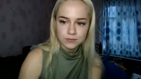 Snapshot of barbie___girl chatting on November 12, 2025, 5:30 am barbie___girl online show from November 12, 2025, 5:30 am