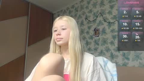 Snapshot of barbie_angel_ chatting on March 17, 2026, 3:59 pm Barbie online show from March 17, 2026, 3:59 pm