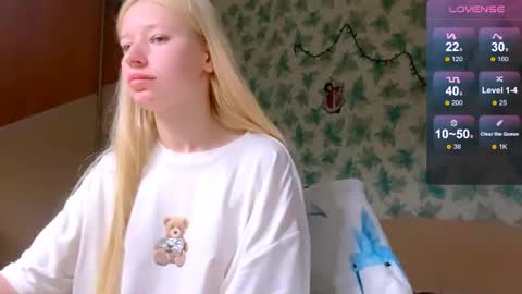 Snapshot of barbie_angel_ chatting on April 2, 2026, 8:28 pm Barbie online show from April 2, 2026, 8:28 pm