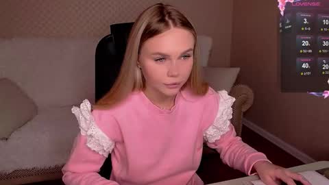 Lilli 3 online show from October 24, 2025, 4:31 am