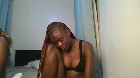 queen online show from November 6, 2025, 11:04 pm