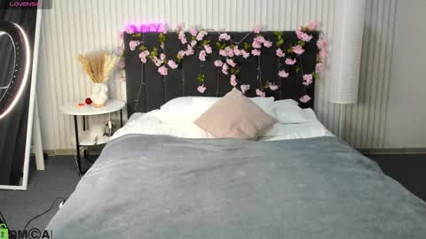 Snapshot of barbie_staze chatting on November 10, 2025, 2:32 am Barbie Staze online show from November 10, 2025, 2:32 am