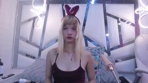 Snapshot of barbieambarx chatting on February 14, 2026, 4:59 pm Barbie online show from February 14, 2026, 4:59 pm