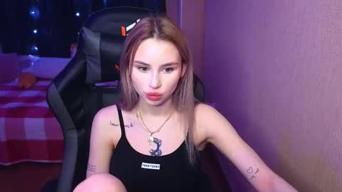 Snapshot of barbieee_doll chatting on February 23, 2025, 8:11 pm Eva online show from February 23, 2025, 8:11 pm